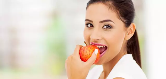 Benefits of apples for the body: the amazing properties of a familiar fruit