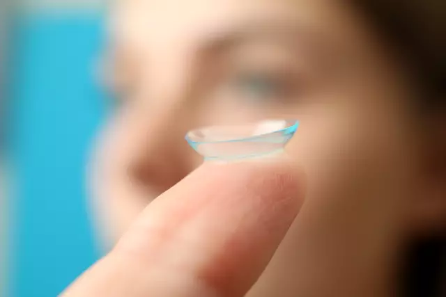 Contact lenses for continuous wear: instructions, reviews